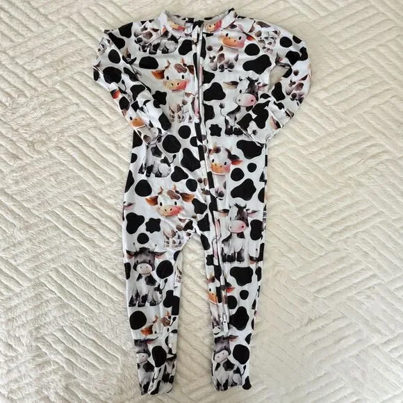 Bums & Roses Size 0-3M Cow Print Bamboo Convertible Romper Zipper Pajamas Baby
