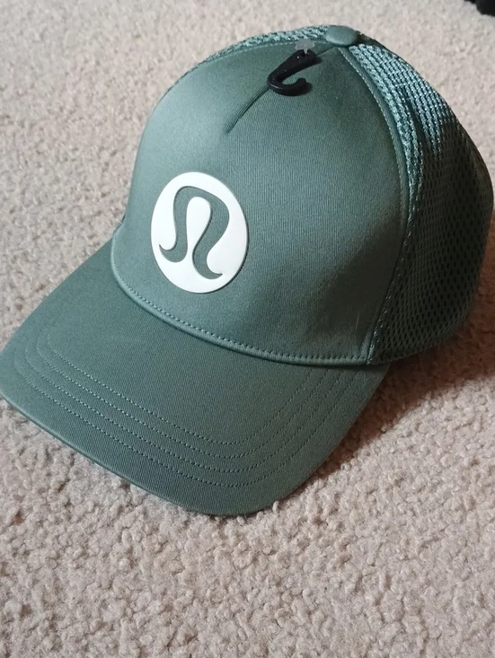 Lululemon Green Trucker Hat NWT