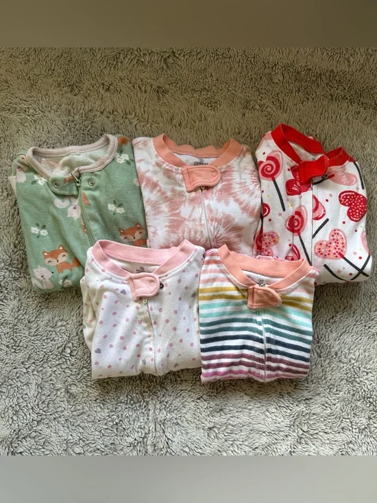 Honest Company | Bundle of 5 Footie Pajamas, Size 24 Mo ✨