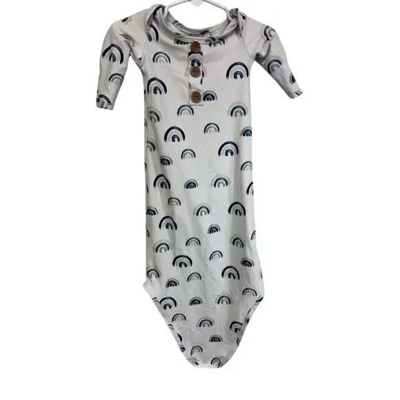 Caden Lane Blue Rainbow Knotted Gown Size 0-3 Months
