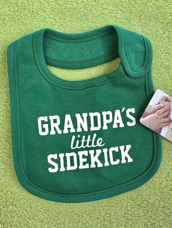 NWT  Baby BOYS - GREEN Bib & White Text - 