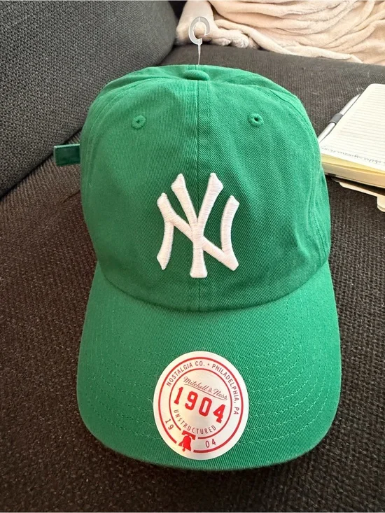 Urban Outfitters Green NY Yankees Baseball Cap with White NY Embroidery