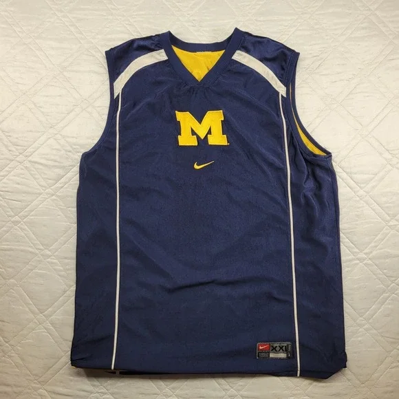 Michigan University Nike blue or gold reversible jersey size XXL