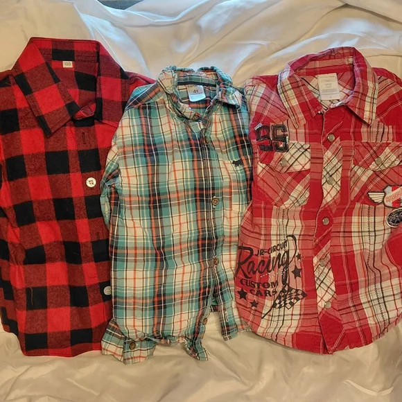 Boys Carter's Plaid Button Down Shirts 4T Red Black Blue bundle