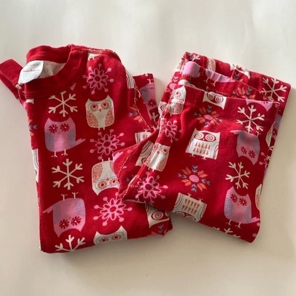 Hanna Andersson owl snowflake pajamas pink red size US 10