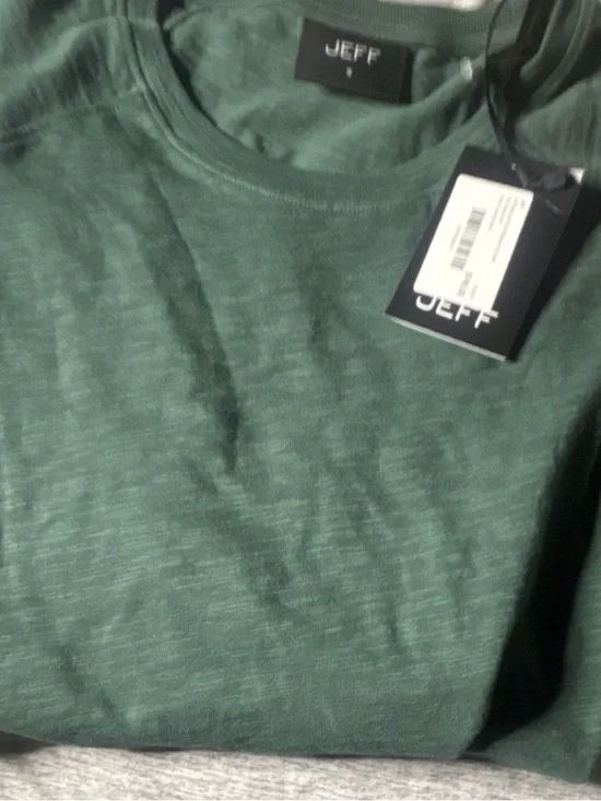 Men's Short-Sleeve Crew Tee in Forest Green