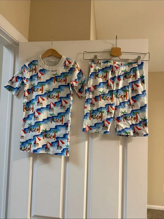 Hanna Andersson White Bluey Pajamas with Blue Waves and Red Sailboats