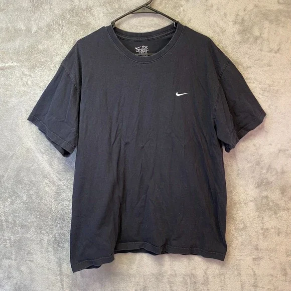 Nike Athletic Dept Mens Large Black Short Sleeve T Shirt Embroidered Swoosh Logo