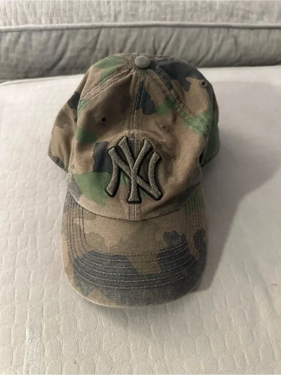 New York Yankees Camo Baseball Hat