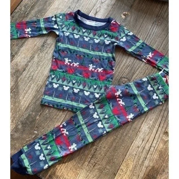Hanna‎ Andersson christmas pajamas disney mickey 120