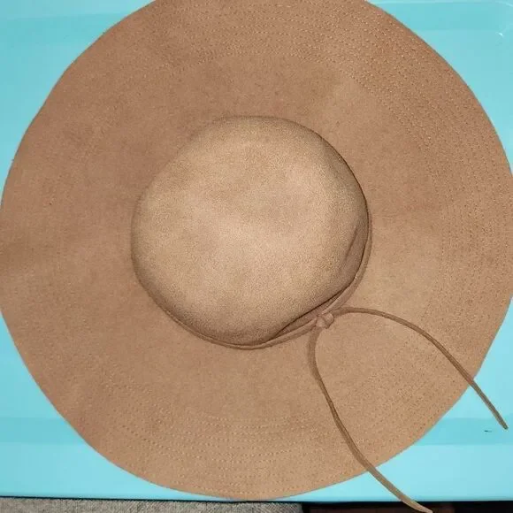 Halo Felt Hat