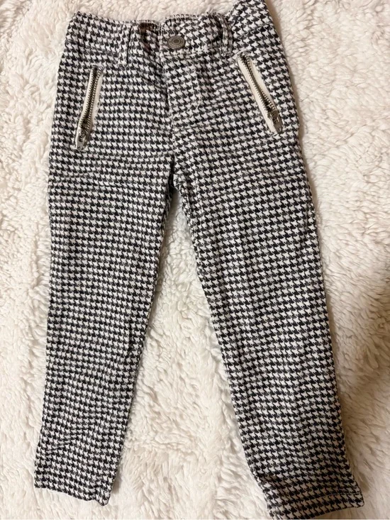 Girls Black & White Houndstooth Knit Pants - Kids Bottoms by Carters
