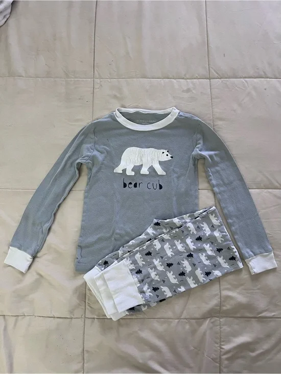 Bear Cub Kids Pajama Set - Light Gray & White
