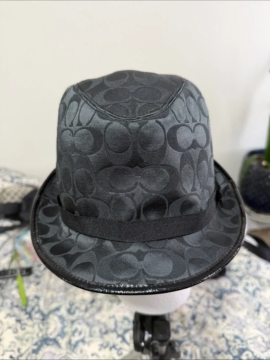 NWOT•Coach Unisex Black Signature Pattern Trilby Hat