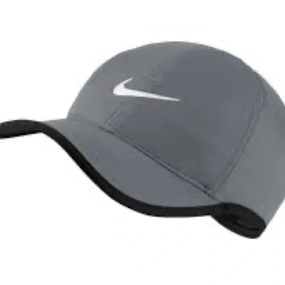 Nike unisex featherlight dri fit baseball cap
