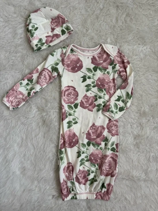 Burt's Bees Floral Rose Print Long Sleeve Baby Sleep Gown and Hat
