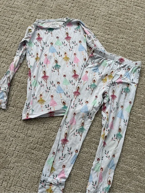 Posh peanut ballerina print pajama set