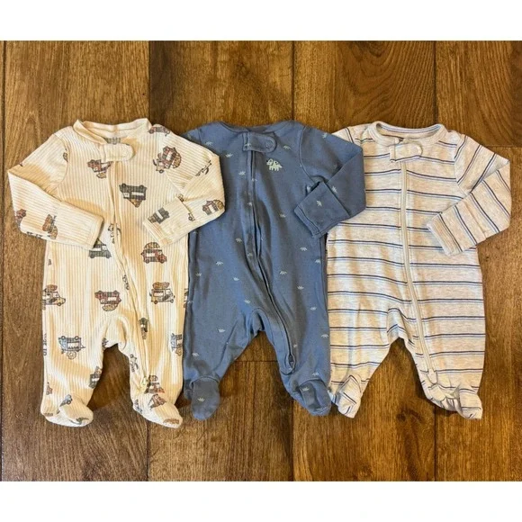 Carter's Baby Boy Sleepers Newborn Sleep N Play Clothes Lot Bundle Food Trucks