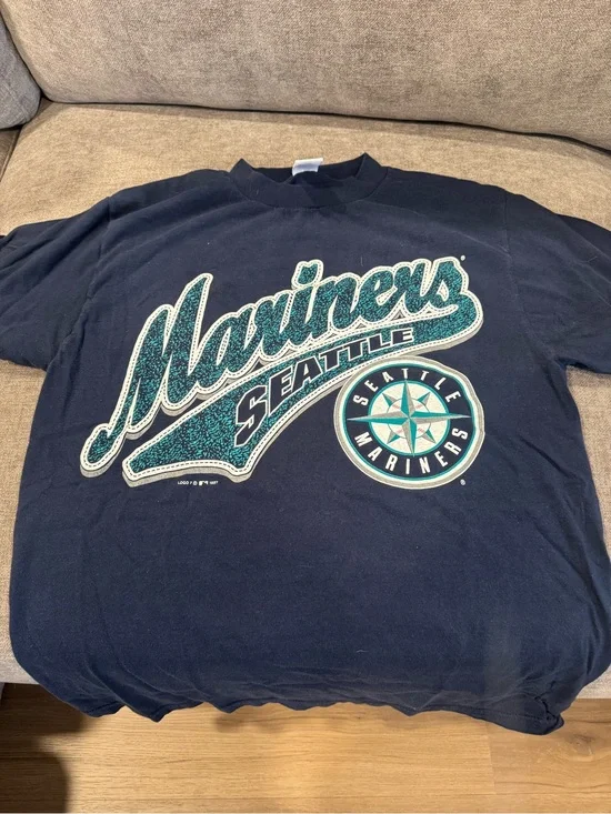 Seattle Mariners Navy Graphic Tee with Team Logo