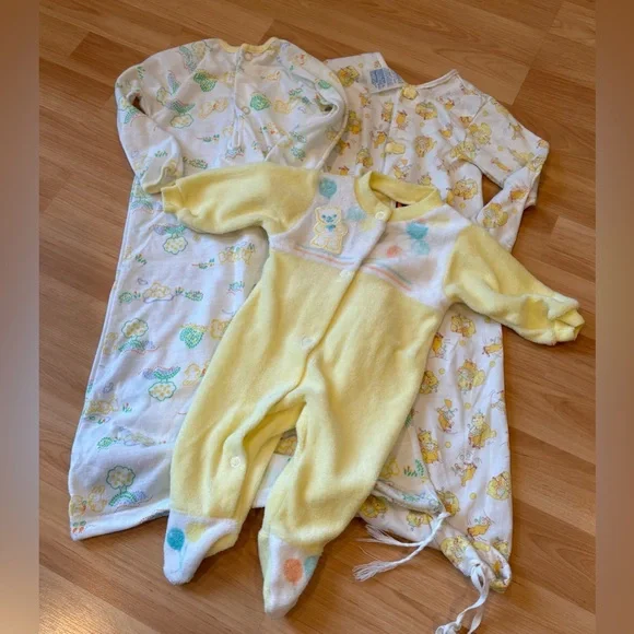 Vintage 70’s‎ Carters Layette and sleeper bundle- Made in USA