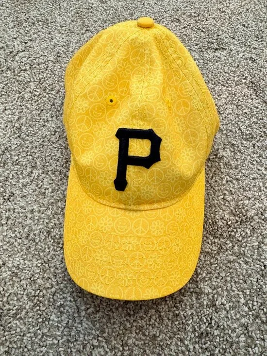 Women's Pittsburgh Pirates New Era Gold Don't Worry 9TWENTY Adjustable Hat EUC