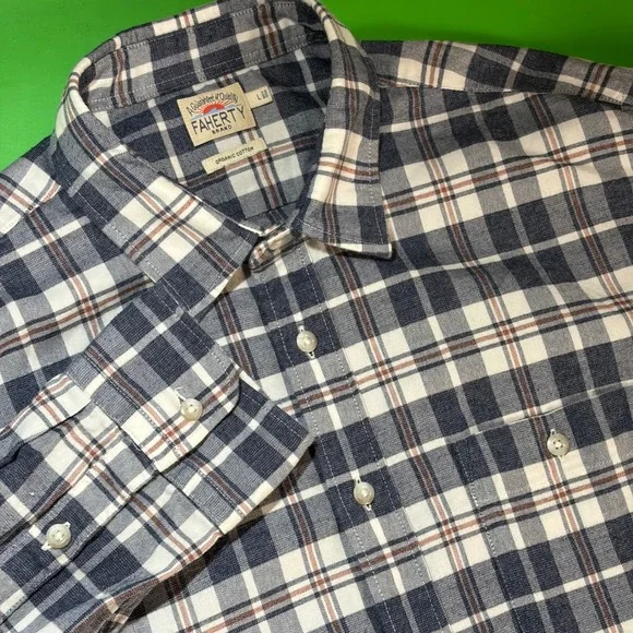 Faherty Soft Brushed Organic Cotton Button Up Mens L Blue/White Plaid Pocket EUC