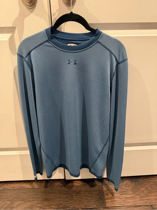 Under Armour blue long sleeve shirt