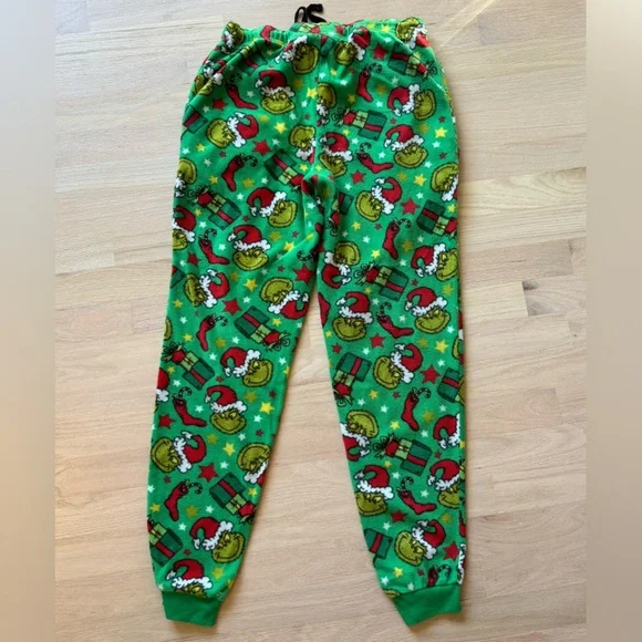 Dr. Seuss Grinch Festive Green and Red Pajama Pants