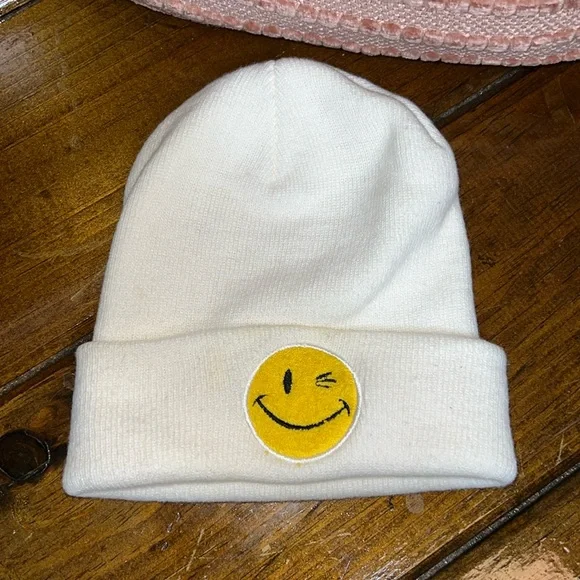 Smiley Face Winter Beanie- OS‎
