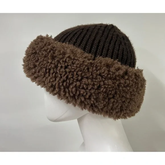 Aerie Faux Fur Trim Ribbed Beanie Hat One Size Brown Gorpcore Winter Cozy Hat