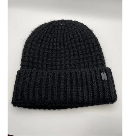 Igloos Black Knit Beanie Hat Wool Blend Ribbed Cuff One Size‎ Winter Warm