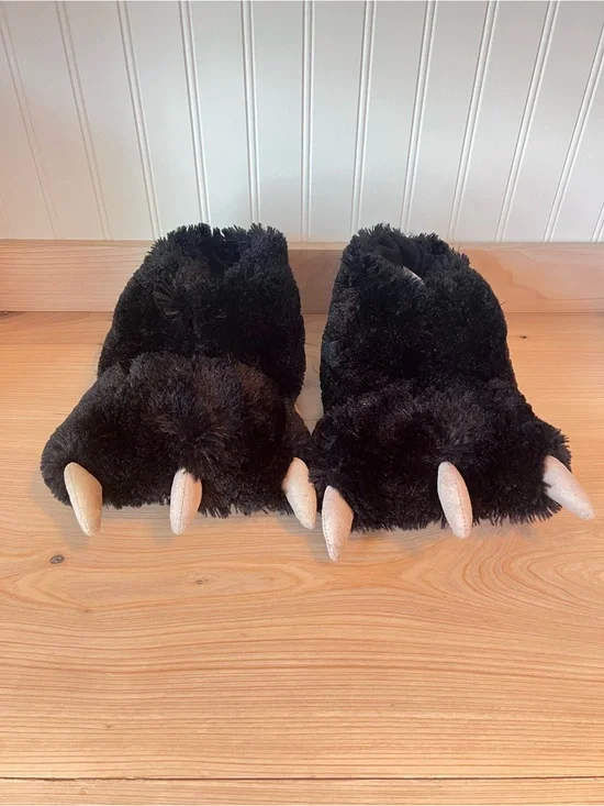 Black Plush Monster Claw Slippers sz 13-3