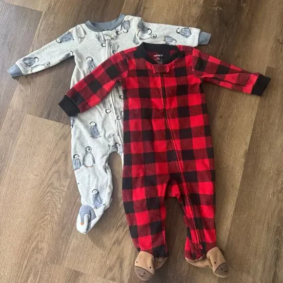Bundle of Carter's 9M  Footed Pajamas