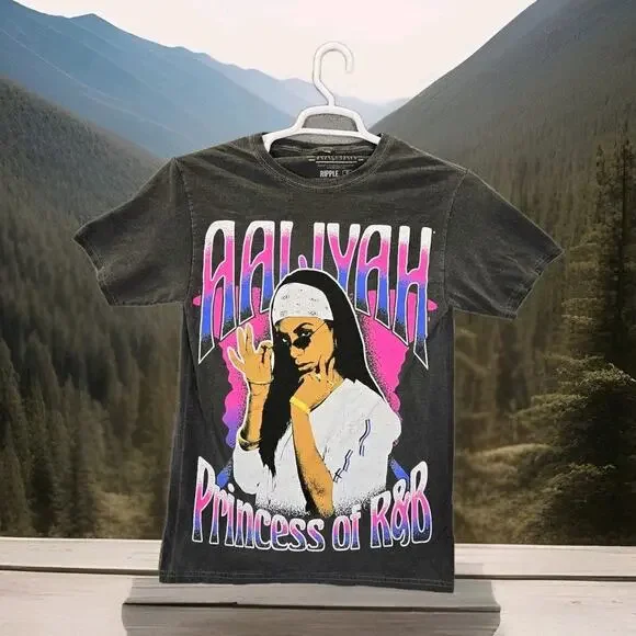 Aaliyah Shirt Adult Small Princess Of R&B Music Short Sleeve Graphic Rap Tee Gr