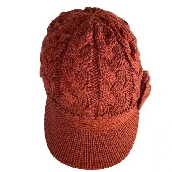 Maroon Knit‎ Hat