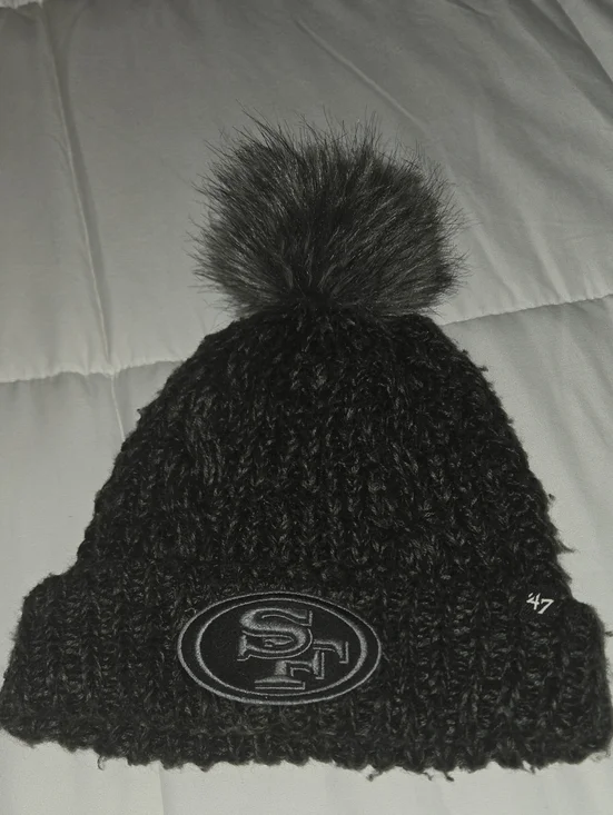 47 Women's Black Knit Beanie with Logo Tag