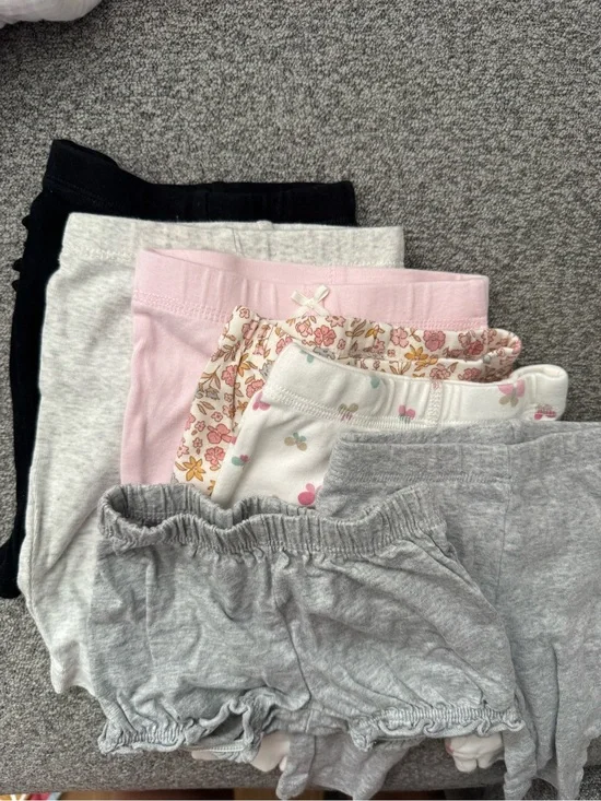 Carter's Girls Multi-Color Bottoms Pack - Black, Gray, Pink, White, Floral