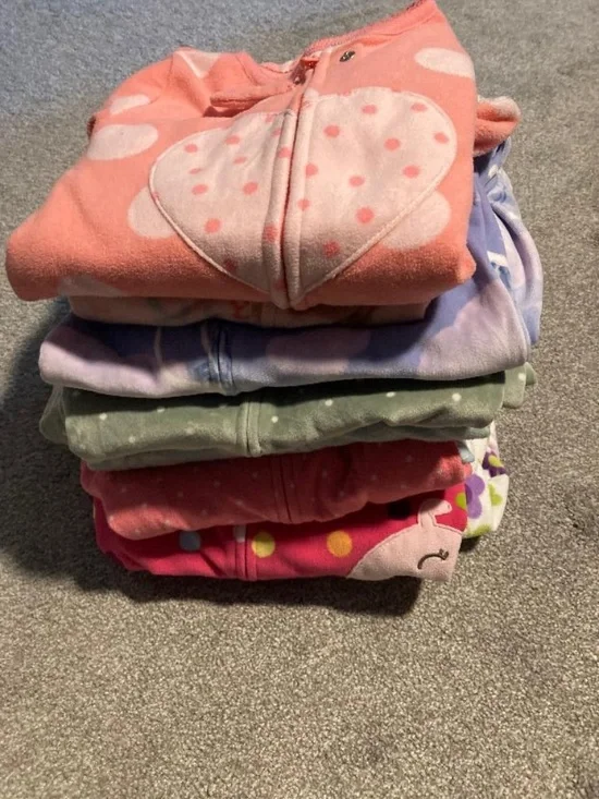 8 Toddler Fleece footed pjs 4T
