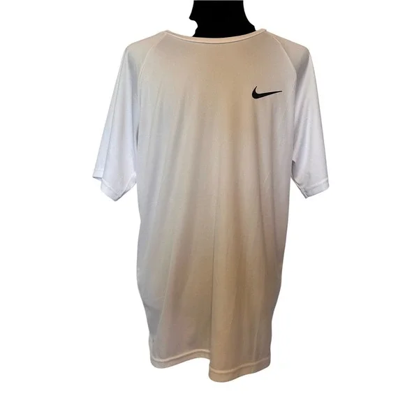 Nike Swim Dri-Fit Men's White Short Sleeve Performance Tee Shirt Size Medium‎