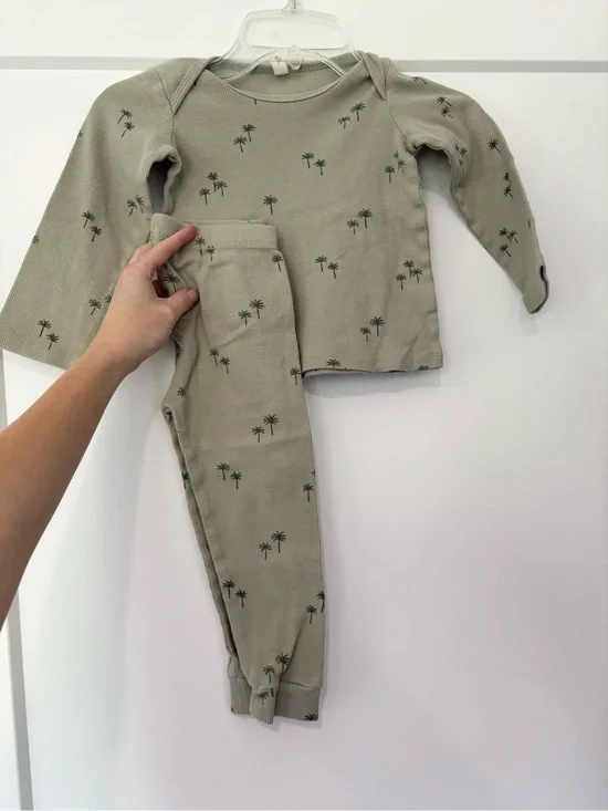 Rylee + Cru Palm Tree Ribbed Long Sleeve Pajama 2/3 yr