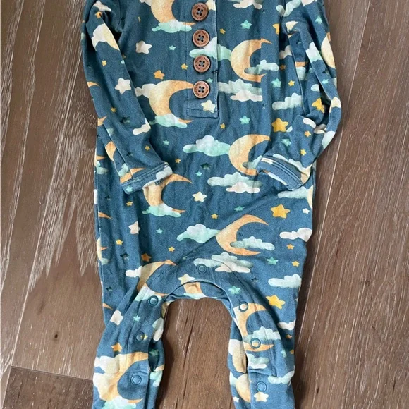 Posh Peanut Moon & Stars 0-3 month pajama