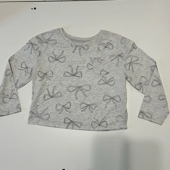 Carter's Light Grey Long Sleeve Tee with Black Bow Outline Print