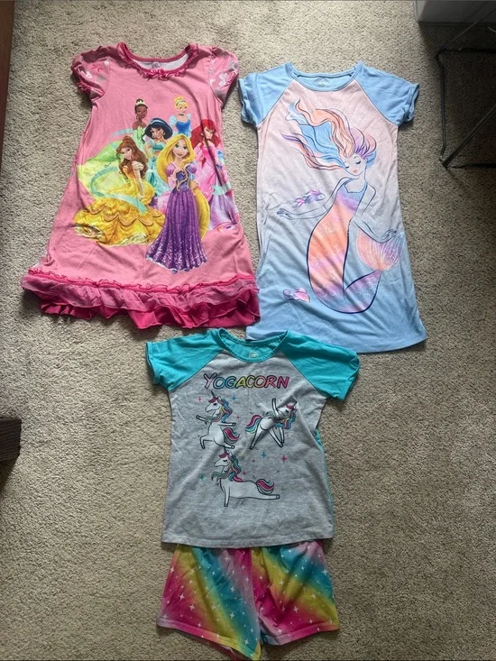 Kids Pajamas - Nightgowns and Short Sleeve / Shorts - Size 7/8