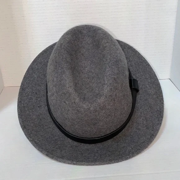 J. Crew Gray Felt Fedora Hat 100% Wool with a Black Band Size M/L