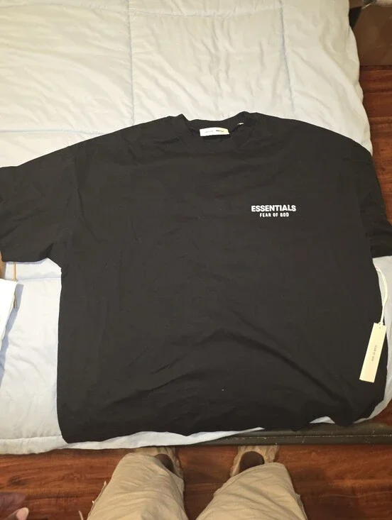 Fear of God Essentials Short Sleeve T-Shirt in Black. Sz XL. Fits 2xl, Xxl. New.