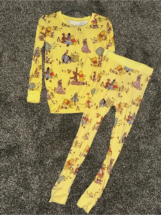 Yellow Winnie the Pooh size 3t OG drop