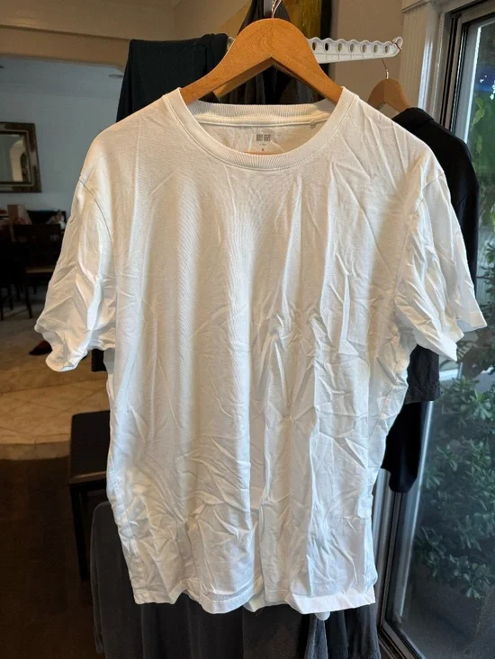 UNIQLO SUPIMA T SHIRT MENS WHITE