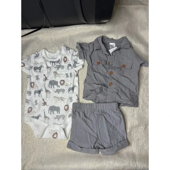 Baby 3-6 month boys 3 pice set brand new