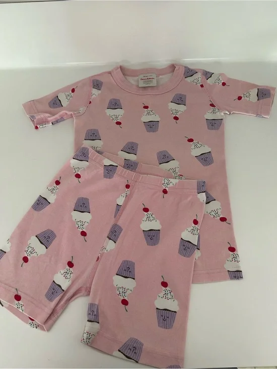 Hanna Andersson Pink Cupcake Print Short Sleeve Pajama Set