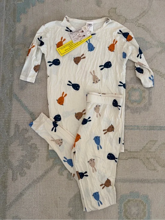 Cream Kids Bunny Print Bamboo Pajama Set